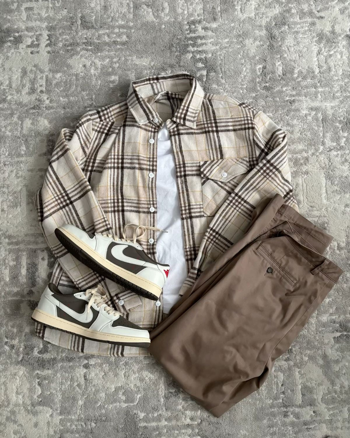 Air Jordan 1 Retro Low x Travis Scott “Reverse Mocha”