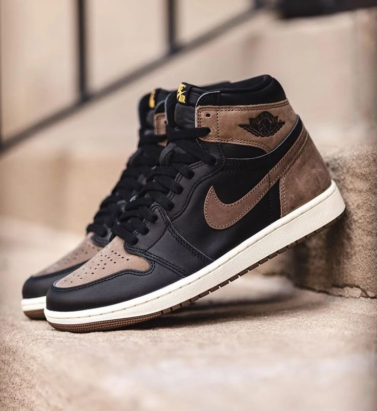 Air Jordan 1 Retro High 'Palomino'