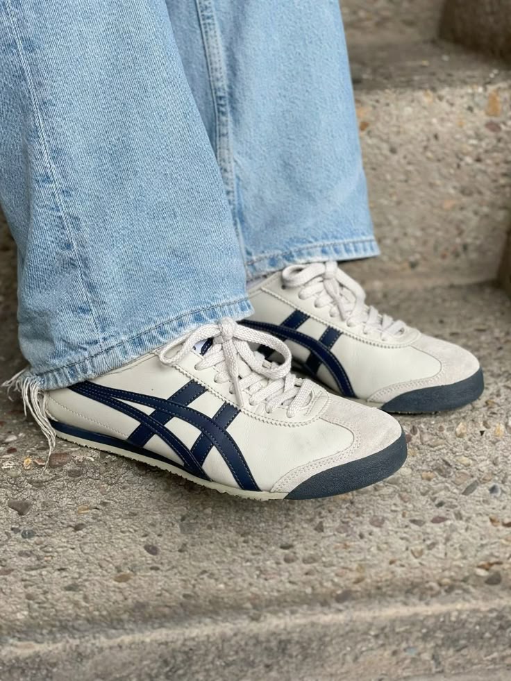 Onitsuka Tiger Mexico 66 'Birch Peacoat'