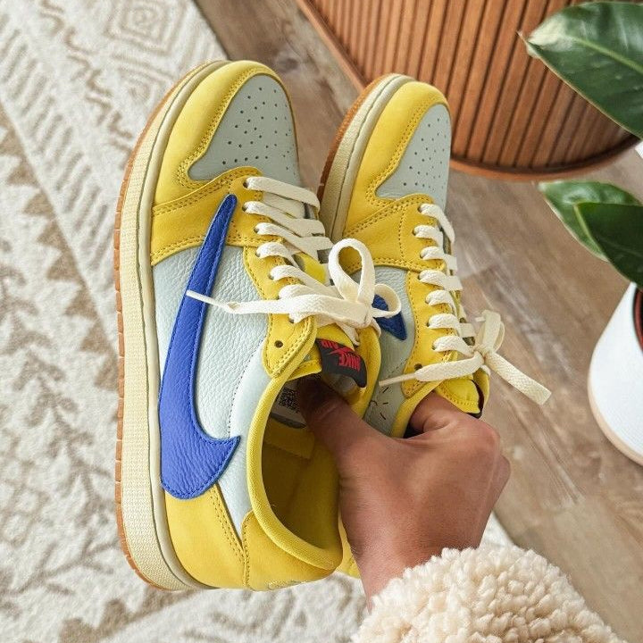 Air Jordan 1 Retro Low x Travis Scott 'Canary'