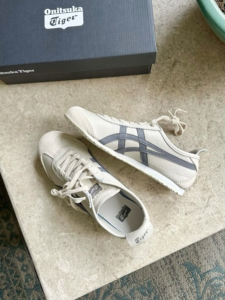 Onitsuka Tiger Mexico 66 'Grey White'