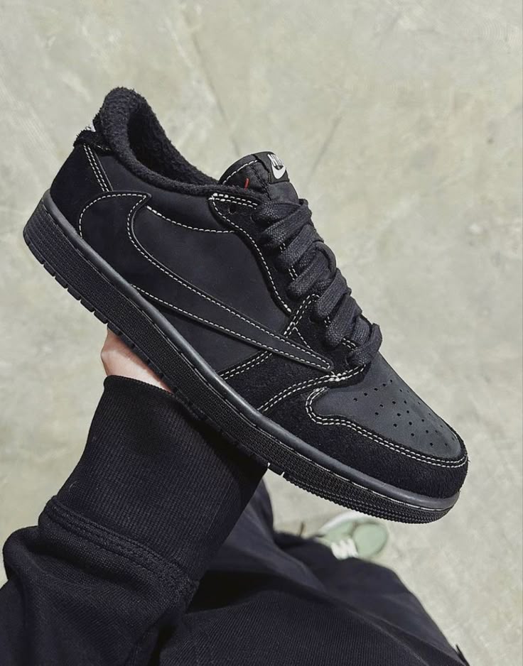 Air Jordan 1 Retro Low x Travis Scott 'Black Phantom'